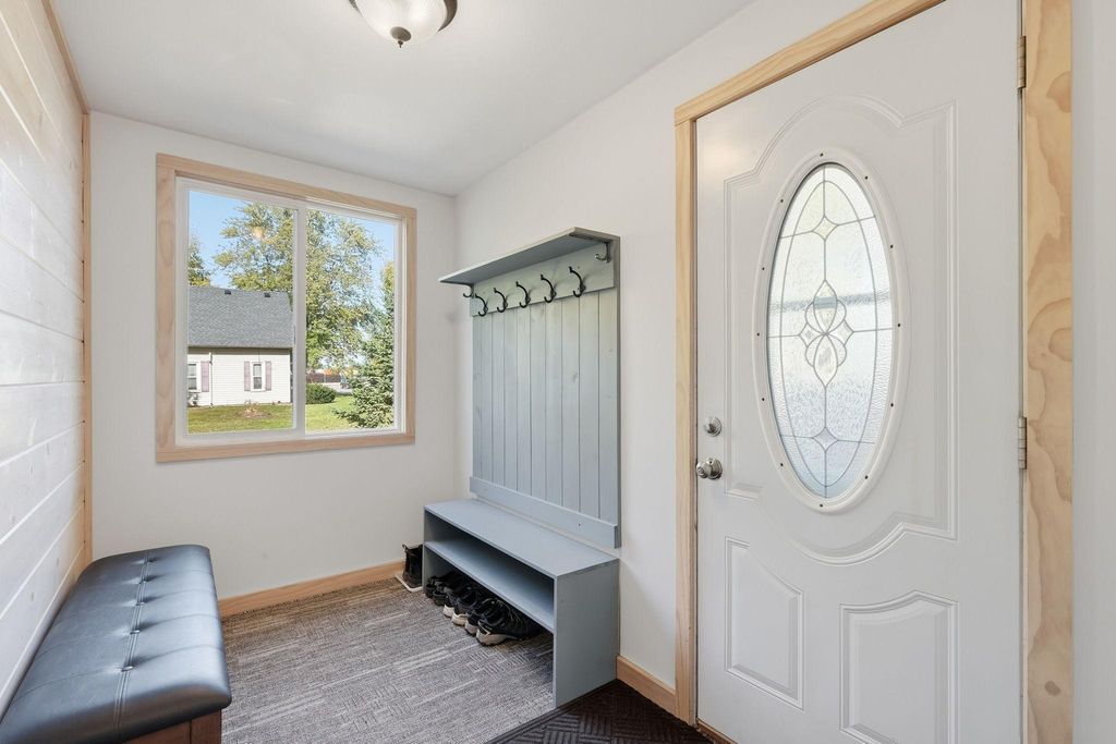 611 Central Avenue, Buffalo, MN 55313 — photo 4
