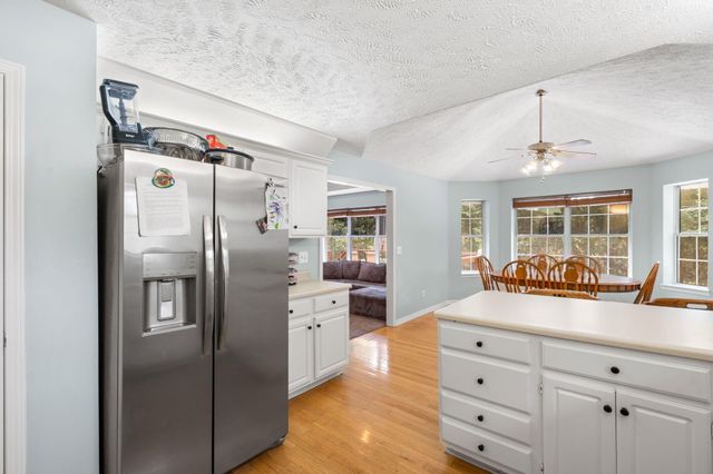 1745 N Carnegie Road, Nixa, MO 65714