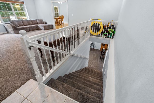 1745 N Carnegie Road, Nixa, MO 65714