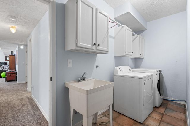 1745 N Carnegie Road, Nixa, MO 65714