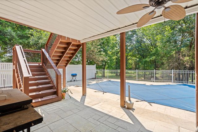 1745 N Carnegie Road, Nixa, MO 65714