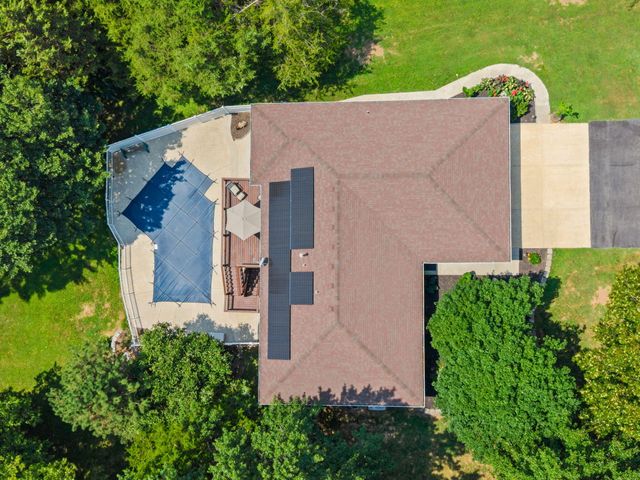 1745 N Carnegie Road, Nixa, MO 65714