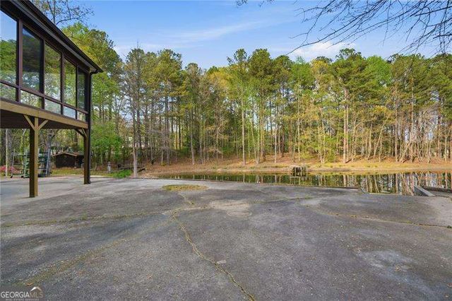 87 Grist Mill Drive, Acworth, GA 30101