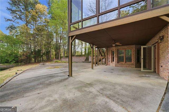 87 Grist Mill Drive, Acworth, GA 30101