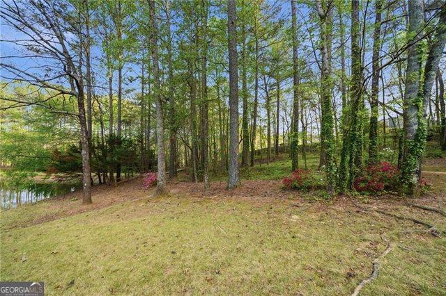 87 Grist Mill Drive, Acworth, GA 30101