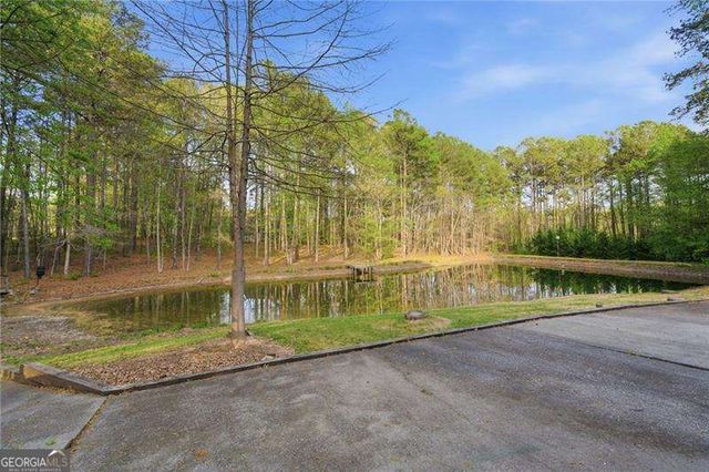 87 Grist Mill Drive, Acworth, GA 30101