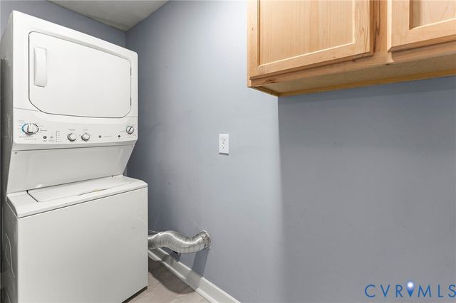 317 Cedar Ln, Hopewell, VA 23860