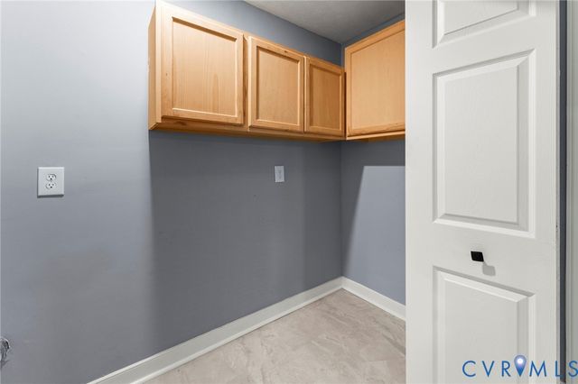 317 Cedar Ln, Hopewell, VA 23860