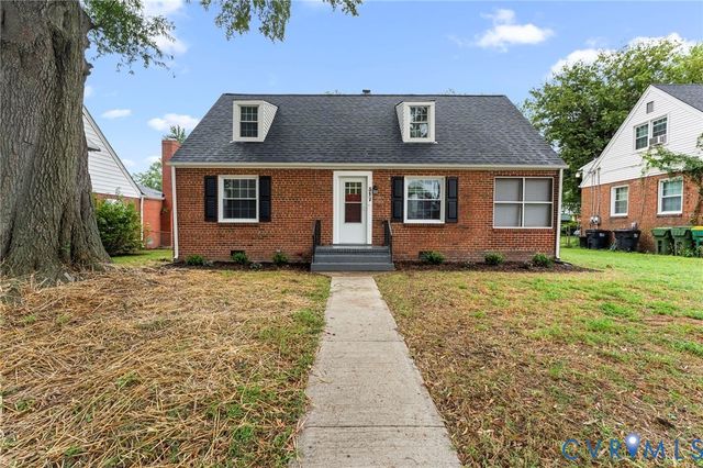 317 Cedar Ln, Hopewell, VA 23860