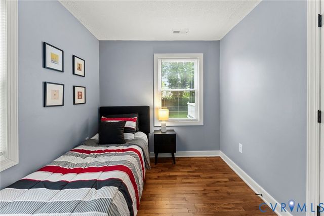 317 Cedar Ln, Hopewell, VA 23860