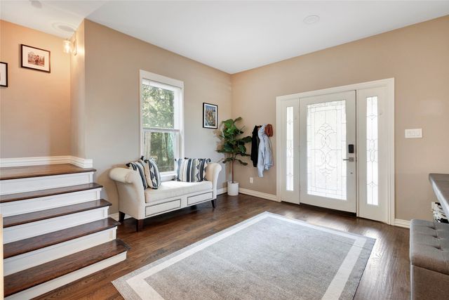 828 Elsbeth Street, Dallas, TX 75208