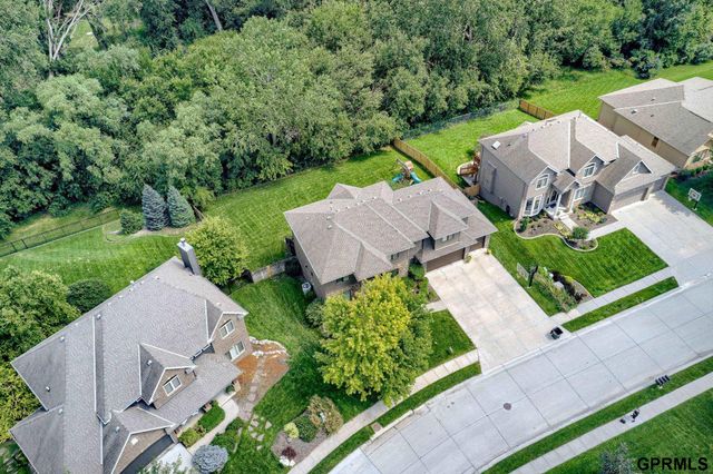 407 S 198th Street, Elkhorn, NE 68022