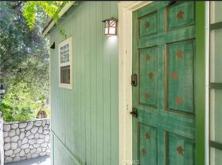 533 Sturtevant Drive 1/2, Sierra Madre, CA 91024