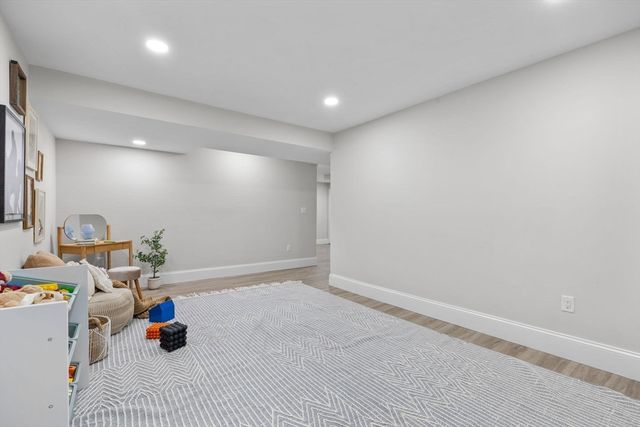 89 Wildwood St, Winchester, MA 01890