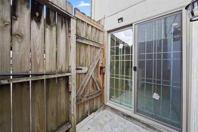 17210 Imperial Valley Drive 2, Houston, TX 77060