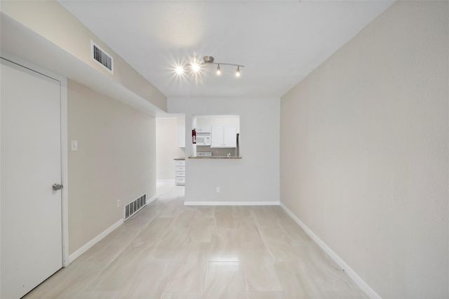 17210 Imperial Valley Drive 2, Houston, TX 77060