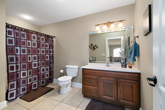 444 Highpoint Circle North, Bourbonnais, IL 60914