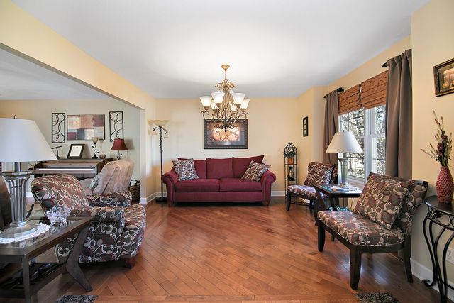 444 Highpoint Circle North, Bourbonnais, IL 60914