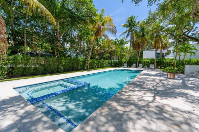 7277 SW 165th Street, Palmetto Bay, FL 33157