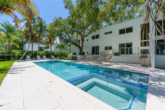 7277 SW 165th Street, Palmetto Bay, FL 33157