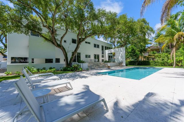 7277 SW 165th Street, Palmetto Bay, FL 33157
