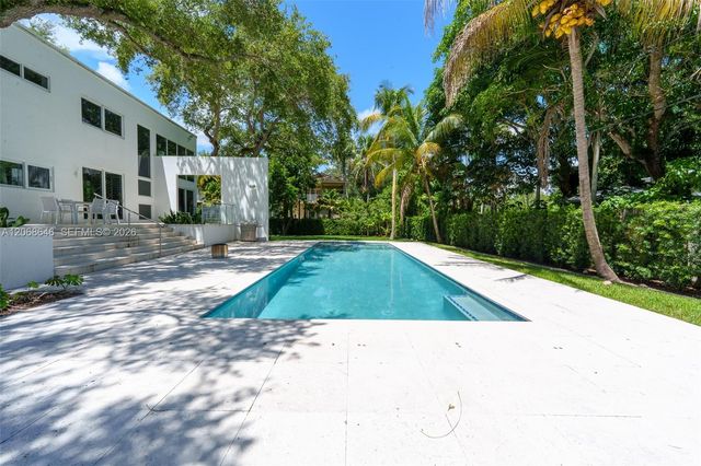 7277 SW 165th Street, Palmetto Bay, FL 33157