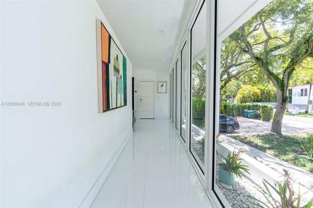 7277 SW 165th Street, Palmetto Bay, FL 33157
