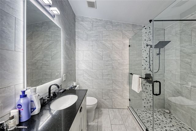 7852 Whitlocks Mill Avenue, Las Vegas, NV 89147