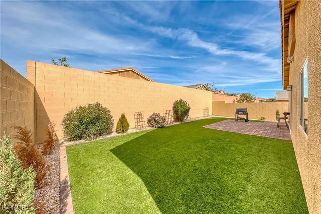 7852 Whitlocks Mill Avenue, Las Vegas, NV 89147