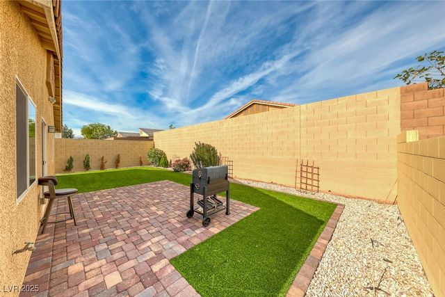 7852 Whitlocks Mill Avenue, Las Vegas, NV 89147