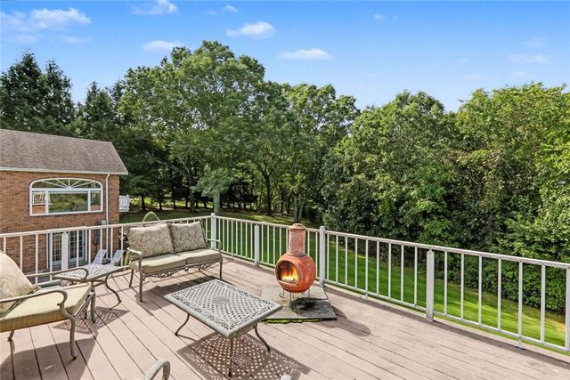 65 Viva Way, Woonsocket, RI 02895