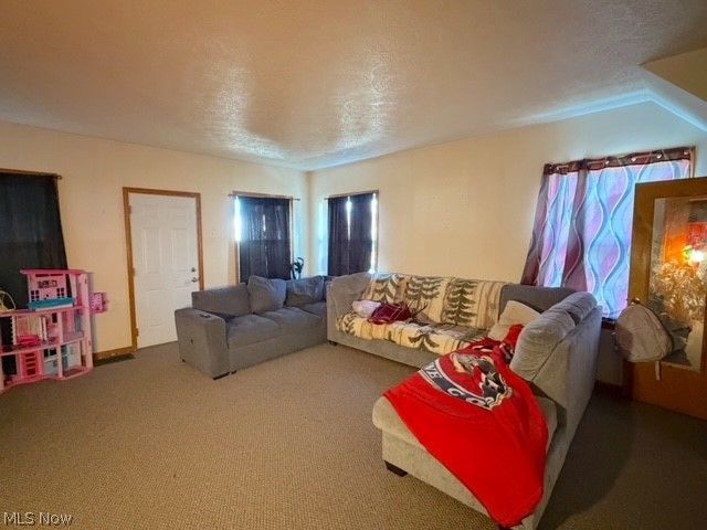 107 W 21st Street, Dover, OH 44622