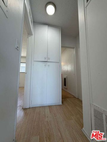 1308 Poinsettia Place 8, Los Angeles, CA 90046