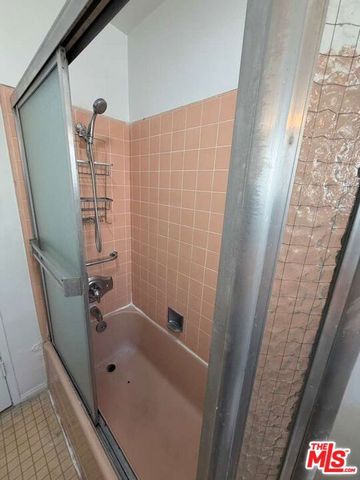 1308 Poinsettia Place 8, Los Angeles, CA 90046