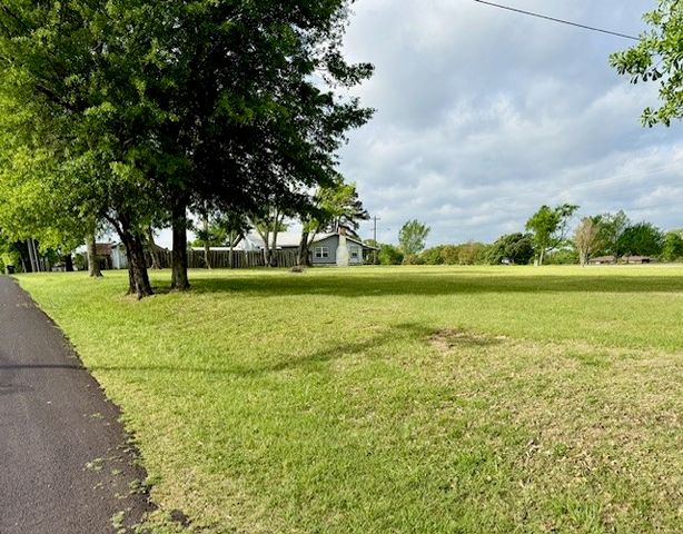 4782 N State Hwy 19, Emory, TX 75440