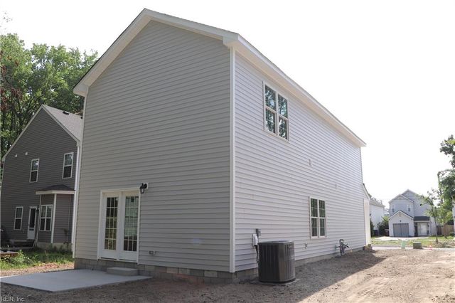 891 Railroad AVE, Chesapeake, VA 23324