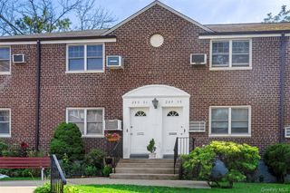 249-33 64th Avenue 1, Little Neck, NY 11362