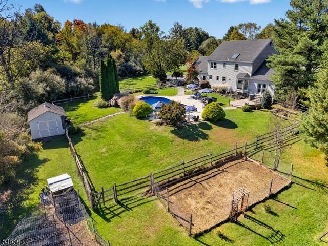 3 Emmons Rd, Readington Twp., NJ 08822