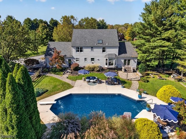 3 Emmons Rd, Readington Twp., NJ 08822