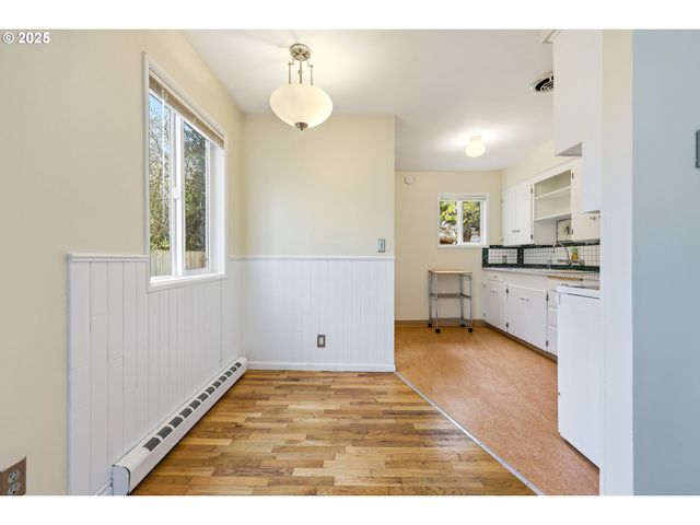 9314 N TIOGA Ave, Portland, OR 97203