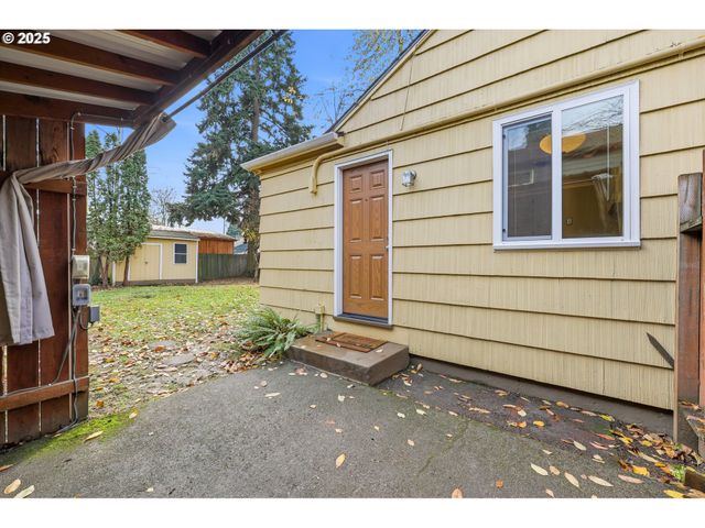 9314 N TIOGA Ave, Portland, OR 97203