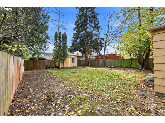 9314 N TIOGA Ave, Portland, OR 97203