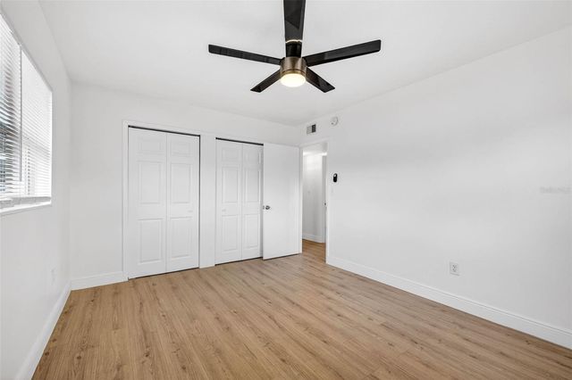 901 N NANCY TERRACE, Plant City, FL 33563