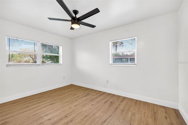 901 N NANCY TERRACE, Plant City, FL 33563