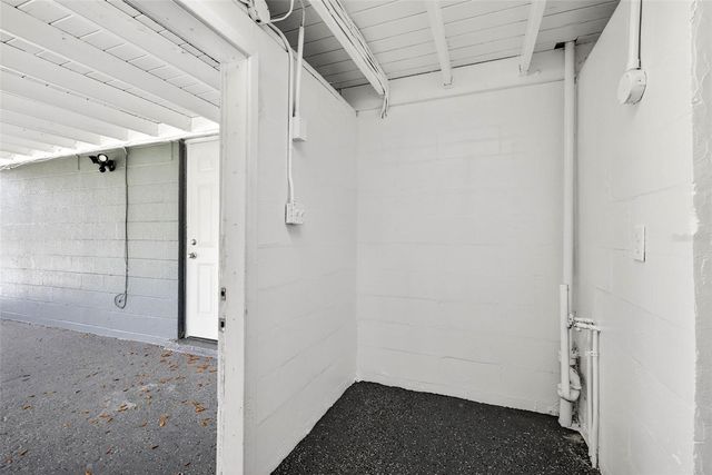 901 N NANCY TERRACE, Plant City, FL 33563