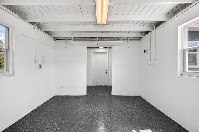 901 N NANCY TERRACE, Plant City, FL 33563