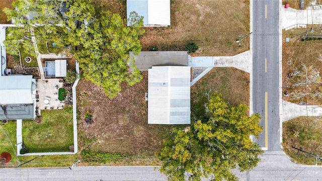 901 N NANCY TERRACE, Plant City, FL 33563