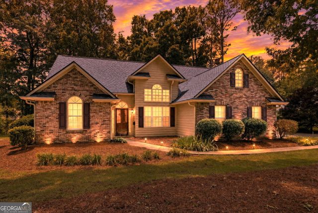 191 Rockport Drive, Mcdonough, GA 30253