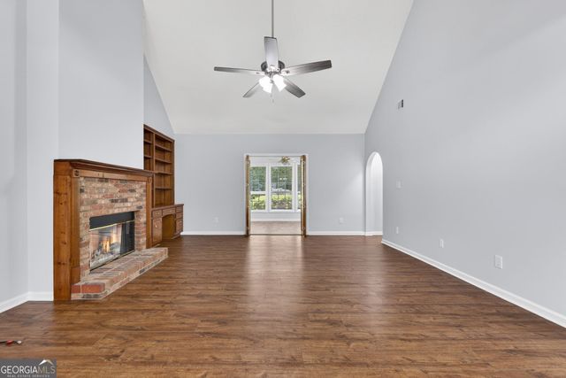 191 Rockport Drive, Mcdonough, GA 30253