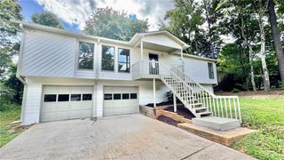 5798 Stonehaven NW Drive, Kennesaw, GA 30152